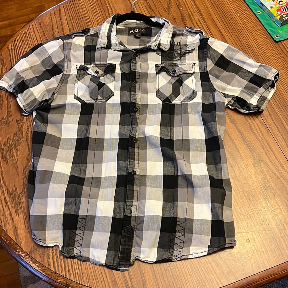 Helix size large button down shirt